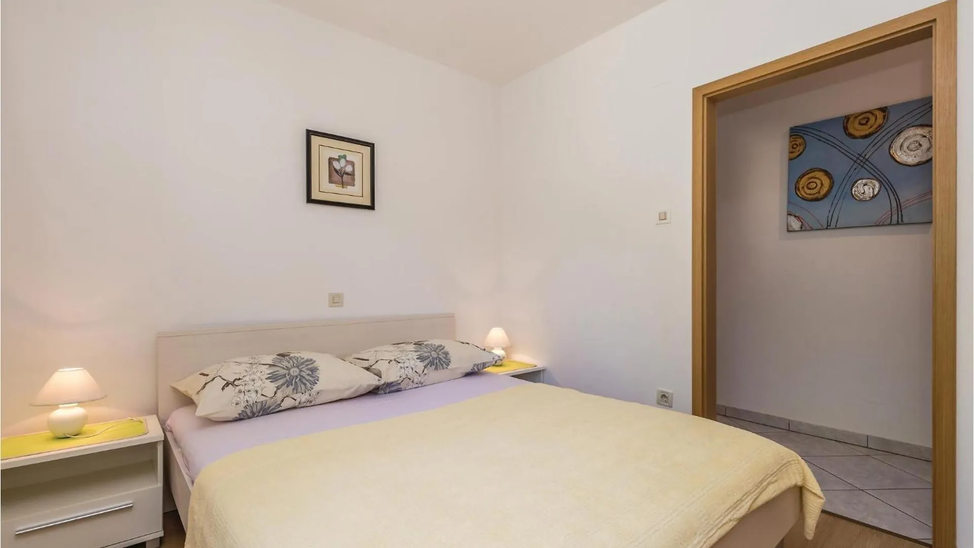 Beautiful Apartment In Barbat With Wifi Barbat na Rabu Croaţia